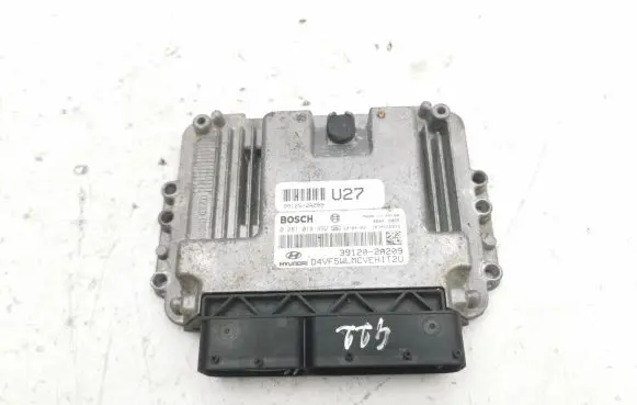 Hyundai i40 Engine control unit/module 0281018492 391202A209