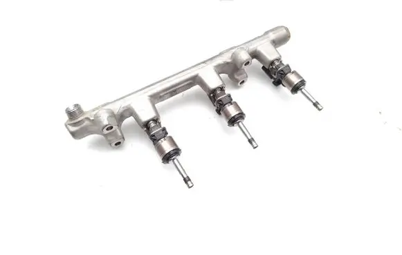 Volkswagen Polo VI Fuel injectors set 05C133320A
