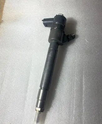 Volvo S60 Fuel injector 0445110251 30750283