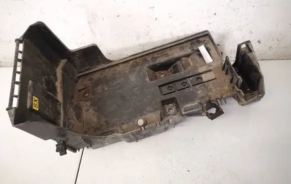 Opel Vectra C Battery box tray 24413805