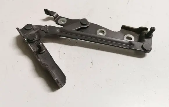 Ford Mustang V Tailgate/trunk/boot hinge
