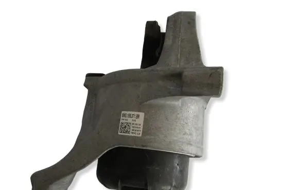 Audi A4 S4 B9 8W Engine mount bracket 8W0199371BR