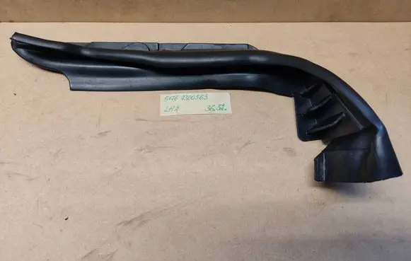 Mini One - Cooper F56 F55 Front arch trim 51767300563 7300563