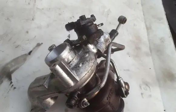 Citroen C3 Picasso Turbo 9673283680