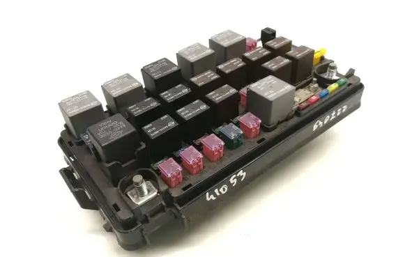 SsangYong Kyron Fuse module 05J11D AK-1315