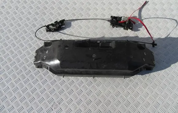 Tesla Model X Engine bonnet/hood lock/catch 103517600F