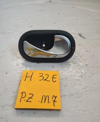 Renault Megane II Front door interior handle 8200028486 5005500006