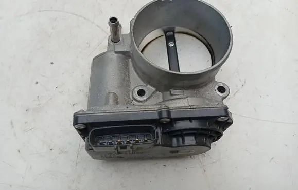 Lexus RX 450H Throttle valve 2203031090