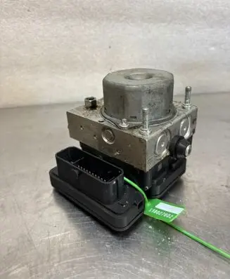 Toyota Aygo AB40 Master brake cylinder