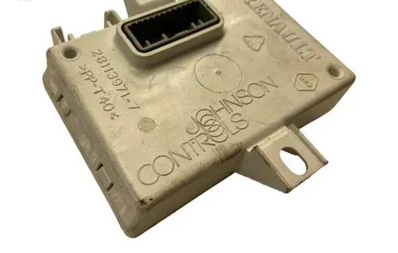 Renault Megane III GPS navigation control unit/module 280380655R