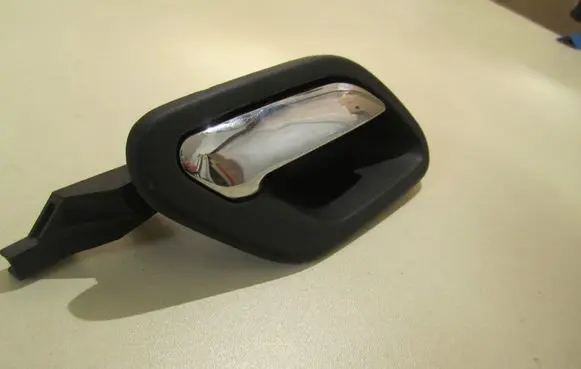 BMW 5 E39 Front door interior handle 8226050