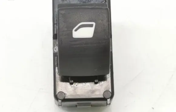 Citroen Berlingo Electric window control switch 96624282 81240