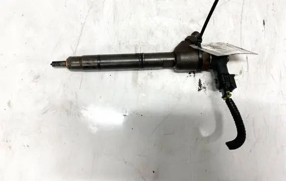 KIA Ceed Fuel injector 0445110320 33800-2A900