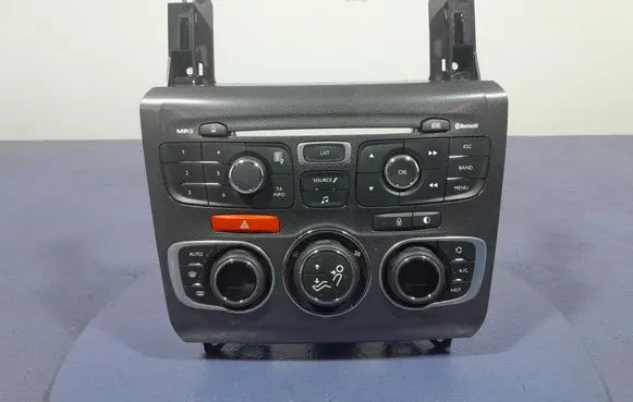 Citroen C4 II Climate control unit 9666027477