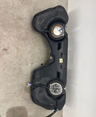 BMW 1 E82 E88 Fuel tank 0923763