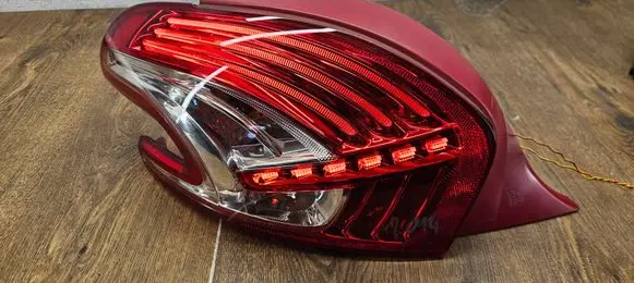 Peugeot 208 I Rear/tail lights 9672628280