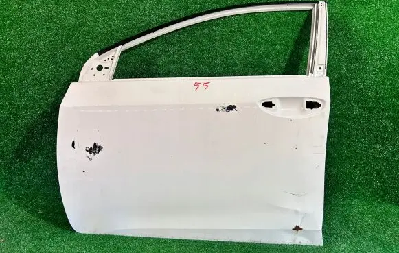 Toyota Corolla E160 E170 Front door