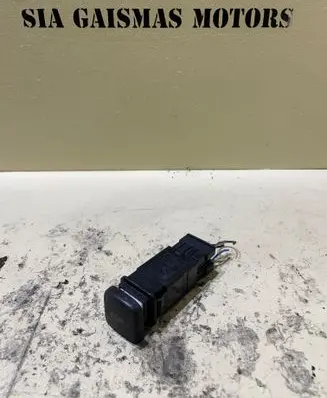 Saab 9-5 ESP (stability program) switch 5241245