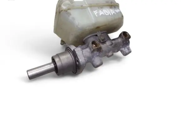 Skoda Fabia Mk2 (5J) Master brake cylinder