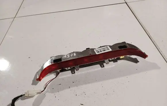 Chevrolet Epica Third/center stoplight