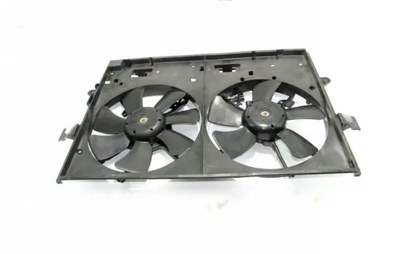 Mazda MPV Radiator cooling fan shroud