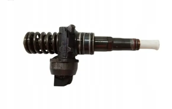 Audi A4 S4 B6 8E 8H Fuel injector 038130073Q