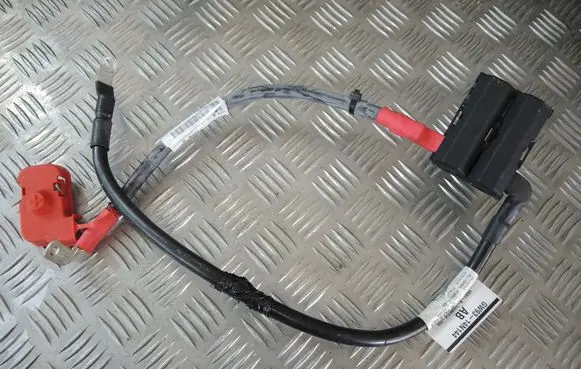 Jaguar XJ X351 Positive cable (battery)