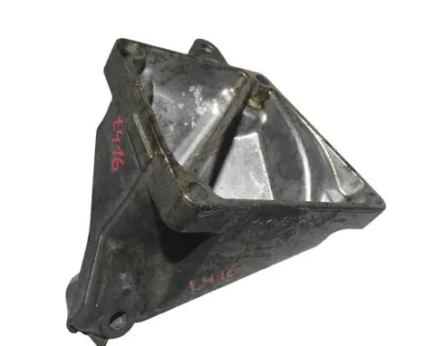 Mercedes-Benz SL R230 Engine mounting bracket A2722231204