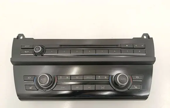 BMW 5 F10 F11 Climate control unit 9352761