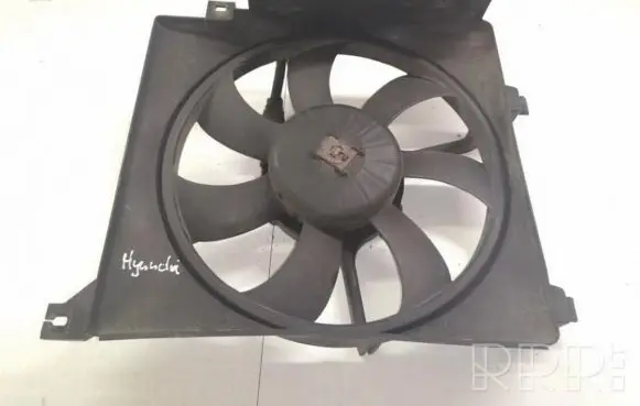 Hyundai Getz Radiator cooling fan shroud 3A2224