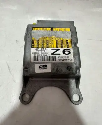 Lexus IS 220D-250-350 Airbag control unit/module 8917053080