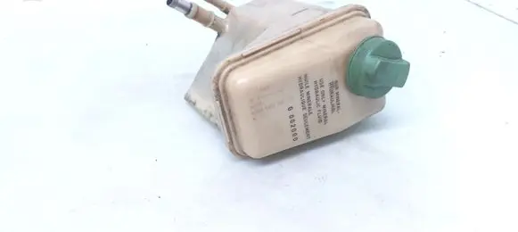 Audi A8 S8 D2 4D Power steering fluid tank/reservoir 4A0422373A