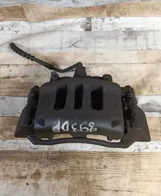 Chrysler Pacifica Front brake caliper