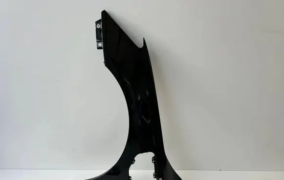 Audi e-tron Fender 8Y0821091