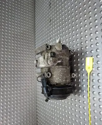 Hyundai i20 (PB PBT) Air conditioning (A/C) compressor (pump) S25154566 DV080149