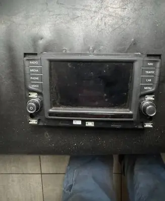 Volkswagen PASSAT B8 Radio/CD/DVD/GPS head unit 3G0919605D 3GG919605D A2C93427300