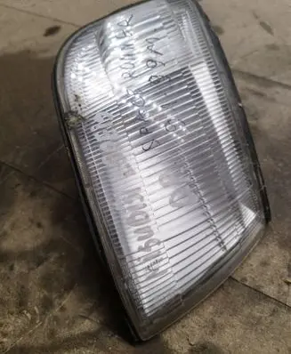 Mitsubishi Space Wagon Front indicator light 12037623