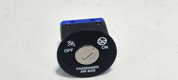 KIA EV6 Passenger airbag on/off switch 95940M6000 36840