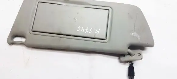 Sun visor