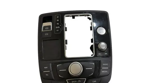 Head unit multimedia control