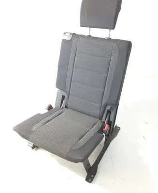 Volkswagen Touran II Third row seats 