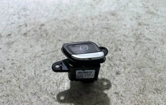 Chrysler Pacifica Hand parking brake switch 68227210AE