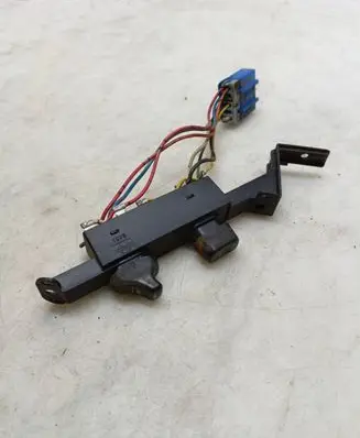 Nissan Primera Electric window control switch 1295