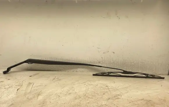 Hyundai Tucson JM Front wiper blade arm 008510142