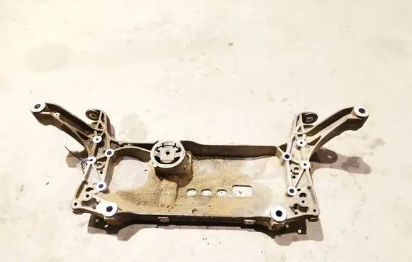 Volkswagen PASSAT B6 Front subframe