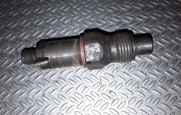 Renault Megane I Fuel injector 6735406H