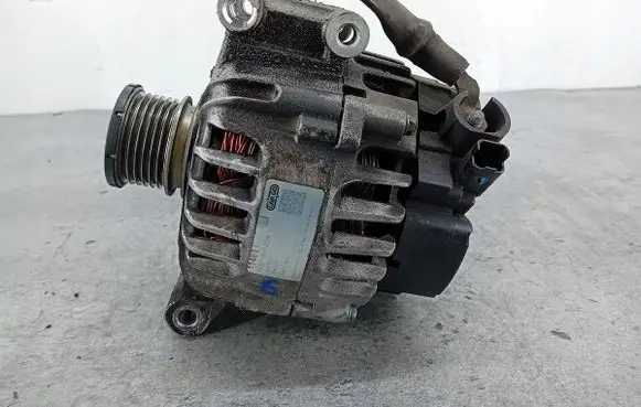Peugeot 207 Generator/alternator F032114811H612380A