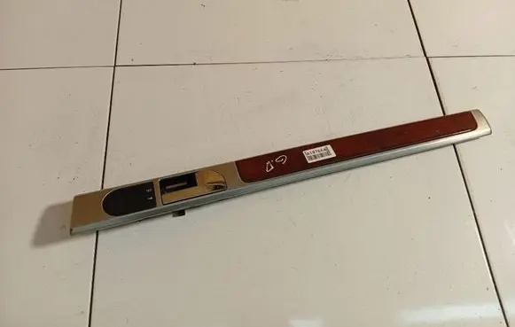 Volkswagen Touareg I Rear door interior handle 7L6837114