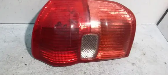 Toyota RAV 4 (XA20) Rear/tail lights 4226