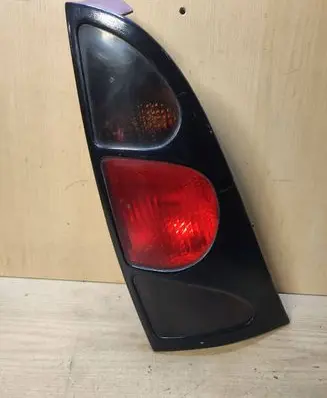 Ford Focus Rear/tail lights XS4113405A